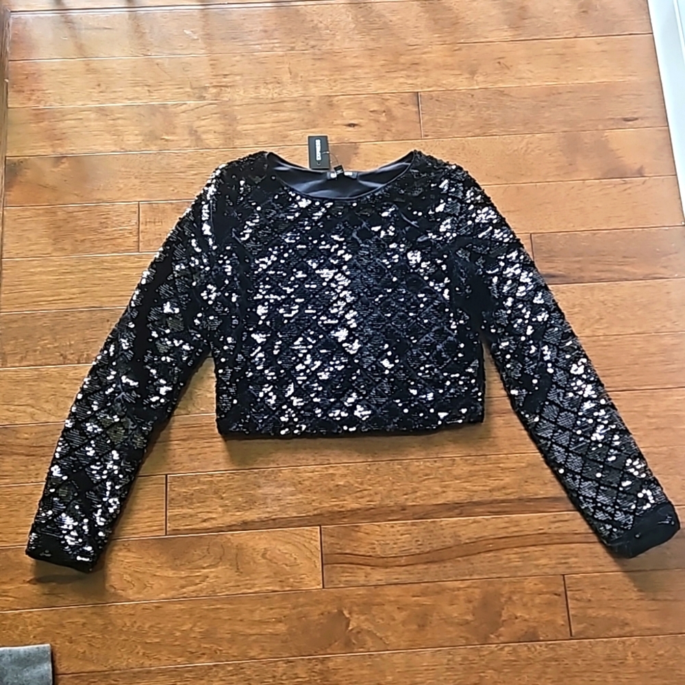 NWT Express  Black sequin Lomg sleeve crop top S